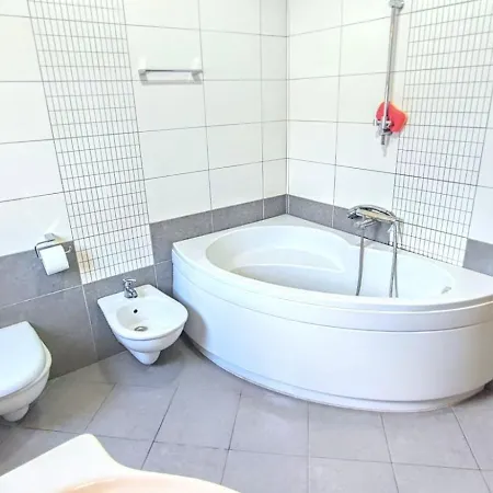 Apartment Appartman Casa Fermeglia With Private Jacuzzie And Truffle Hunting Experience