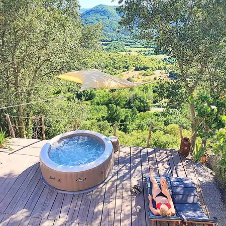 Apartment Appartman Casa Fermeglia With Private Jacuzzie And Truffle Hunting Experience