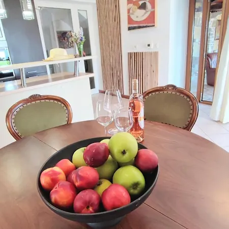 Appartman Casa Fermeglia With Private Jacuzzie And Truffle Hunting Experience Apartman Roč